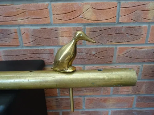 DUCK LOOKING FORWARD TILLER PIN