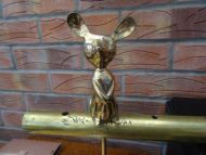 MOUSE (SMALL EARS, TAIL SHOWING) TILLER PIN